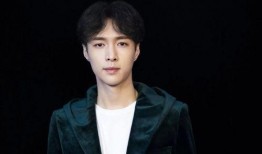 娱乐吃瓜张艺兴李易峰,娱乐圈的甜蜜瓜田